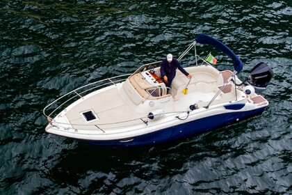 Rental Motorboat Eolo Eolo 750 Cabine Como