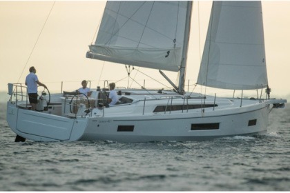 Miete Segelboot Beneteau Oceanis 40.1 Lefkada