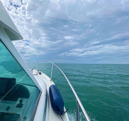 Dieppe Motorboat Jeanneau Merry Fisher marlin 695 alt tag text