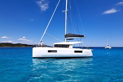 Location Catamaran Lagoon Lagoon 40 Bonifacio