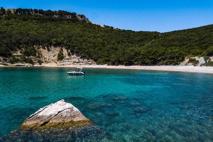 Hire Motorboat Luka Open Rakalj