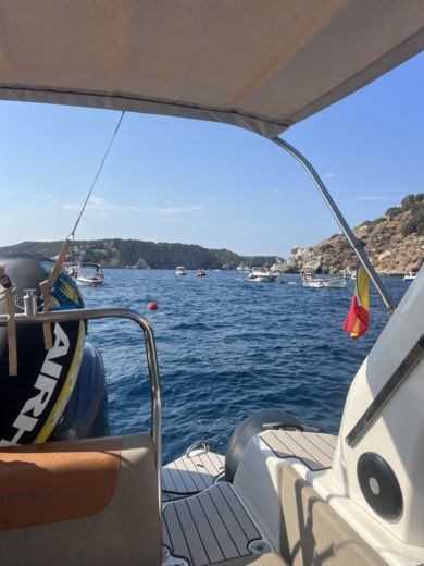 L'Estartit Motorboat Salpa Soleil 23 alt tag text