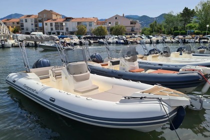 Hire Motorboat Capelli Capelli Tempest 700 Hyères