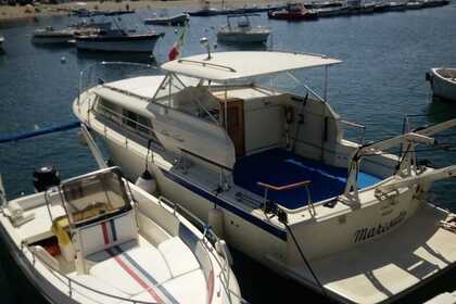 Charter Motorboat Salpa 6.20 Forio