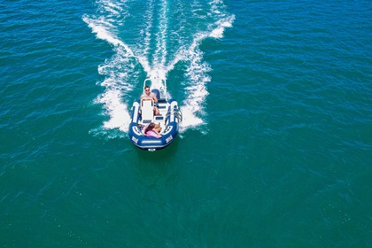 Hire RIB Hedia Alu 390C Rakalj