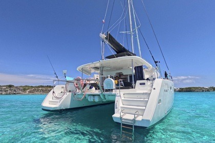 Hire Catamaran  Lagoon 450 Fly Lefkada