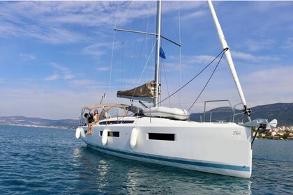 Charter Sailboat Jeanneau Sun Odyssey 440 Split