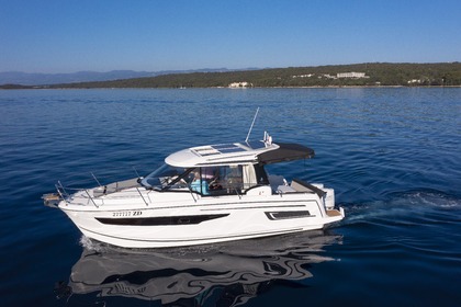 Charter Motorboat Jeanneau Merry fisher 895 Novi Vinodolski