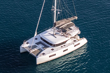 Charter Catamaran Lagoon 46 Alimos