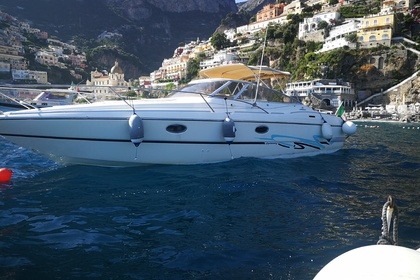 Rental Motorboat Cranchi Aquamarina 31 Naples