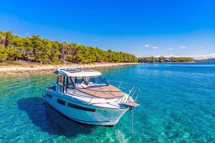 Hire Motorboat Jeanneau Merry Fisher 855 Biograd na Moru