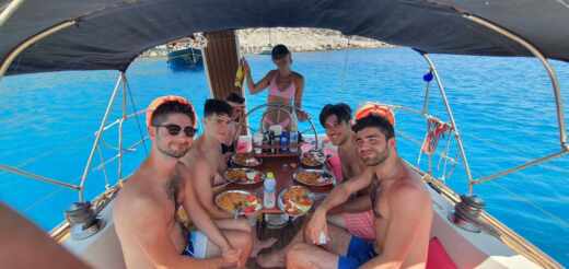 Rodos Sailboat Beneteau Oceanis 321 alt tag text