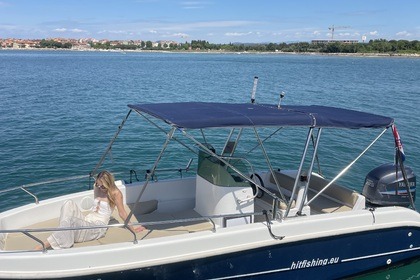 Charter Motorboat Tecnofiber Alamar 22 Umag