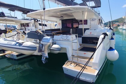 Aluguel Catamarã Fountaine Pajot Fountaine Pajot Astrea 42 - 4 + 1 cab. Trogir