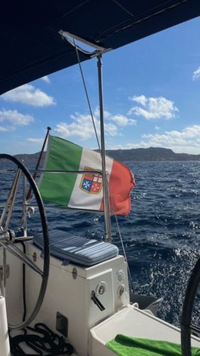 La Maddalena Sailboat Dufour 425 Gran Large alt tag text