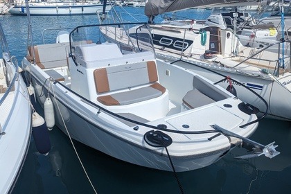 Charter Motorboat Beneteau Flyer 7 St-Laurent-du-Var