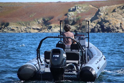 Alquiler Neumática ZODIAC PRO 7 Lorient