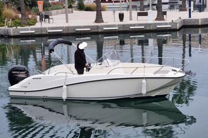 Hire Motorboat Quicksilver 675 OPEN Marseille