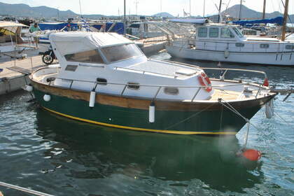 Charter Motorboat Apreamare Smeraldo 8 cabin Mykonos