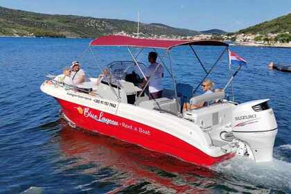 Location Bateau à moteur Atlantic Marine 670 open Poljica, Marina