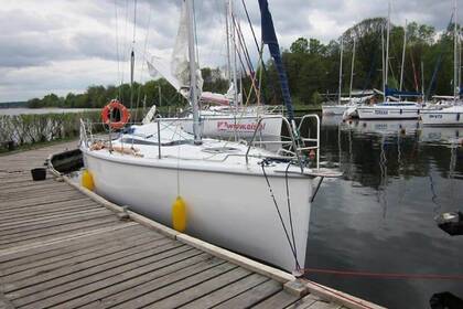 Charter Sailboat Twister Twister 26 Gizycko