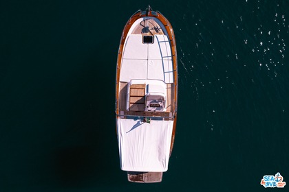 Hyra båt Motorbåt Fratelli Aprea Gozzo Sorrentino Amalfi