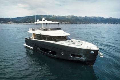 Rental Motor yacht Azimut Magellano 66 Cannigione