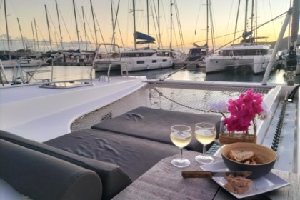 Charter Catamaran Nautitech 46 Open Pointe-a-Pitre