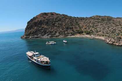 Miete Motoryacht Custom made Custom Chania