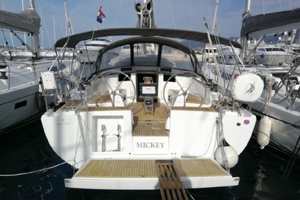 Rental Sailboat HANSE 415 Primošten