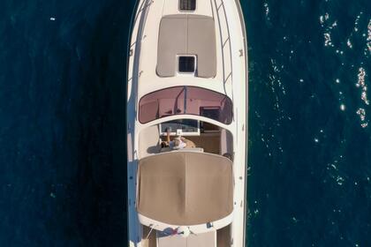 Location Bateau à moteur Bruno Abbate Primatist G43 Capri