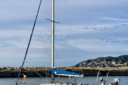 Charter Sailboat Dufour 2800 Marseille