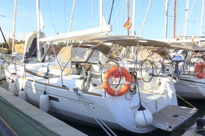 Charter Sailboat JEANNEAU SUN ODYSSEY 519 Las Galletas