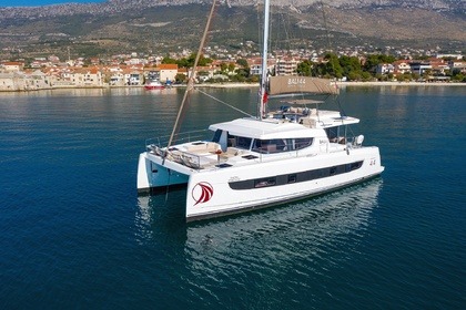 Rental Catamaran Catana Bali 4.4 - 4 + 1 cab. Kaštela