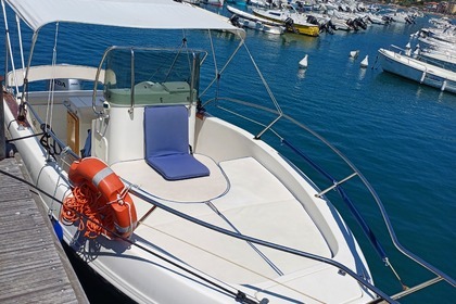 Rental Motorboat Capelli CAP 23 La Spezia