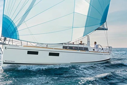 Hire Sailboat  Oceanis 38 Trogir