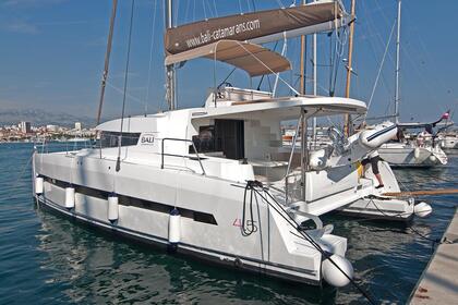 Hire Catamaran Catana Bali 4.5 - 4 + 2 cab. Split