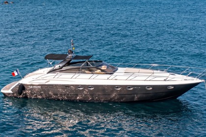 Verhuur Motorboot Princess V55 Saint-Tropez
