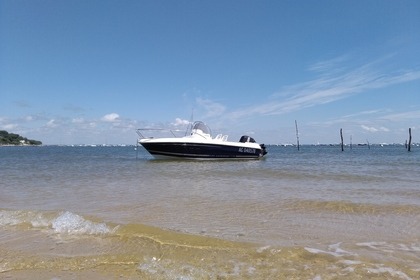 Location Bateau à moteur Jeanneau Cap Camarat 545 Wa Lège-Cap-Ferret