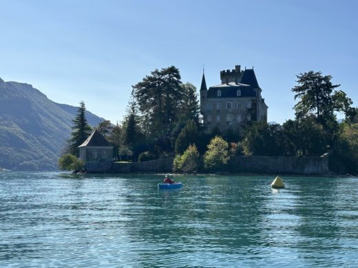 Annecy Motorboat Bayliner Élément 160 alt tag text