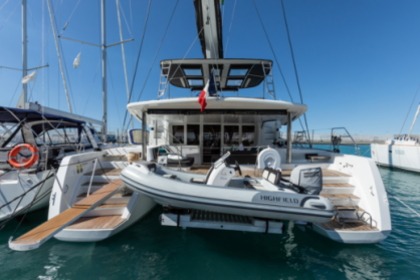 Rental Catamaran Lagoon 52F Lagoon 52F - 6 cab (A/C+Gen+WM) Capo d'Orlando