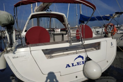 Noleggio Barca a vela Beneteau Oceanis 45 Procida