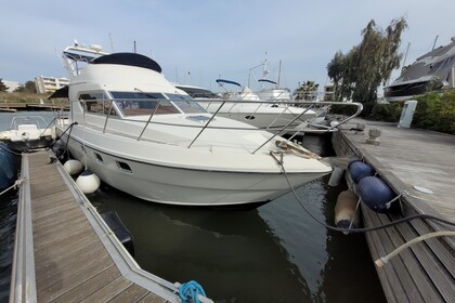 Hire Motorboat SUNCRUISER CLACTON 35 Martigues