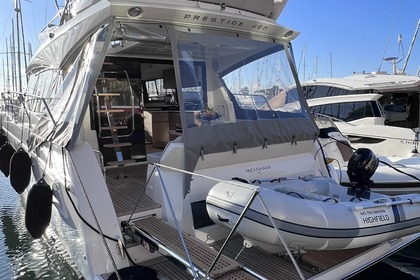 Location Bateau à moteur Jeanneau PRESTIGE 460 FLY Hyères