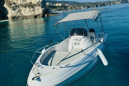 Hire Boat without licence  Ranieri Azzura 500 Open Tropea