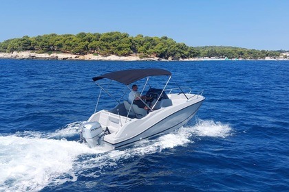 Hire Motorboat Quicksilver Activ 555 Open LIMITED EDITION Zadar