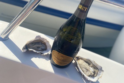 Hire Motorboat Motonautica Kamarina Syracuse