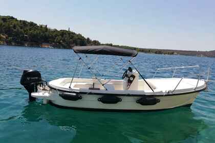 Charter Motorboat Betina 500 Open Brač