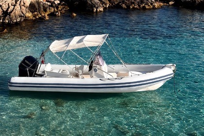 Miete RIB Semi rigide 7,20m 83270 Saint-Cyr-sur-Mer