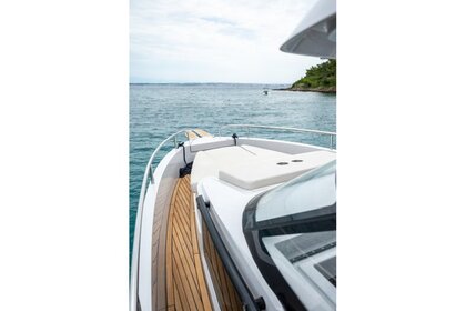 Charter Motorboat Ryck Hanse 280 Preko